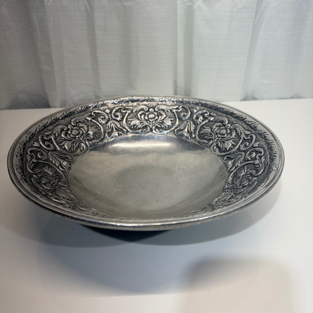 Wilton Armetale Serving Bowl 12" Silver French Country Floral Embossed Pewter